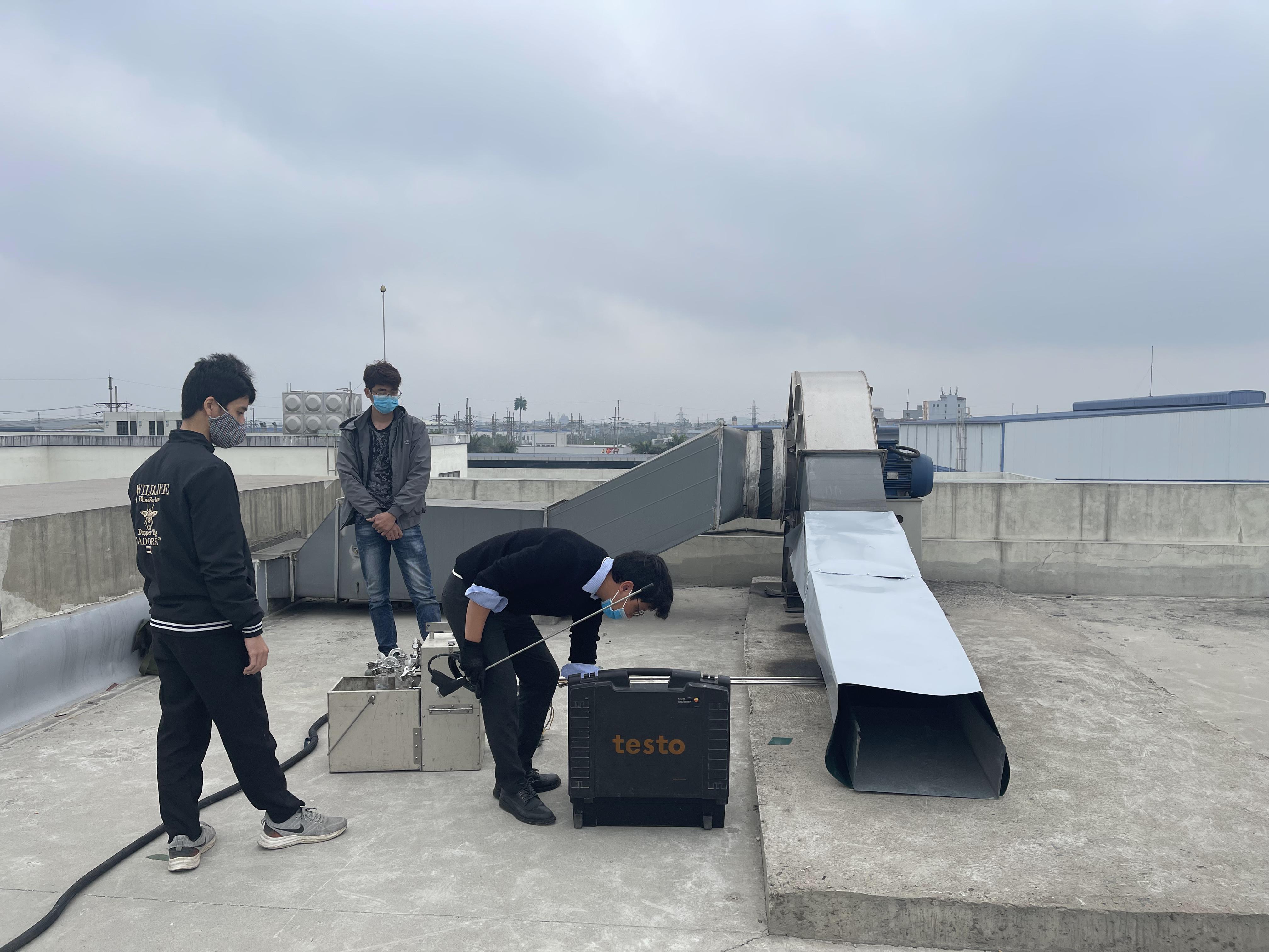 Quan trắc khí thải